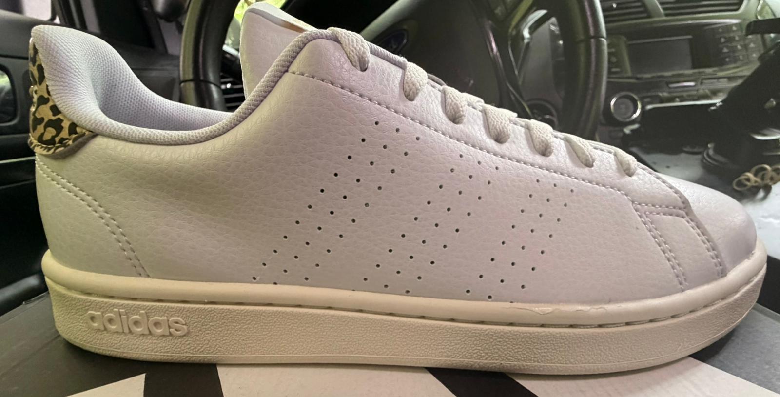 Adidas Advantage Cheetah Women's 9.5
